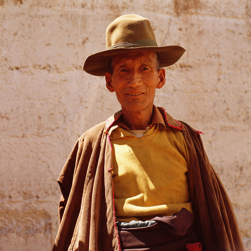 Tibetan Gaucho 001